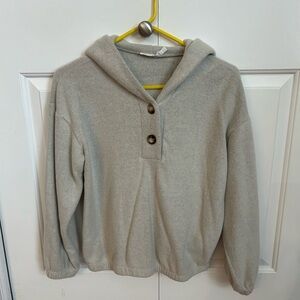 Lush off-white hooded cozy Sweater - so plush!
